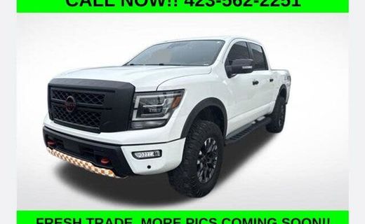2023 Nissan Titan