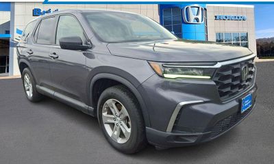 2023 Honda Pilot LX