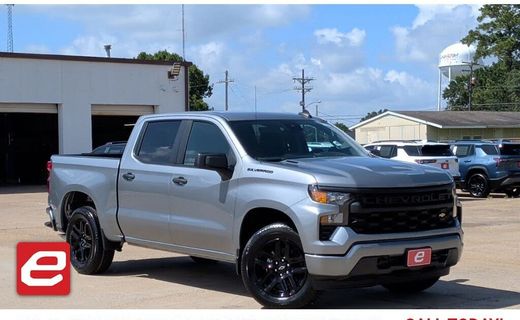 2026 Chevrolet Silverado Custom