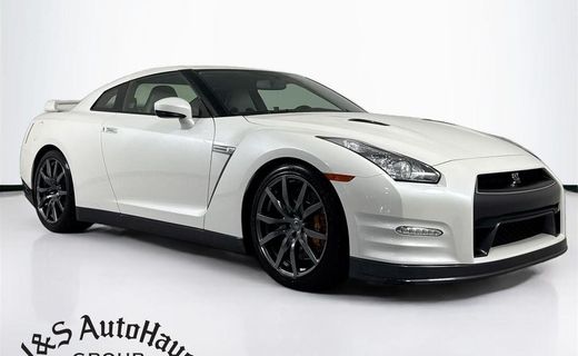 2013 Nissan GT-R Premium