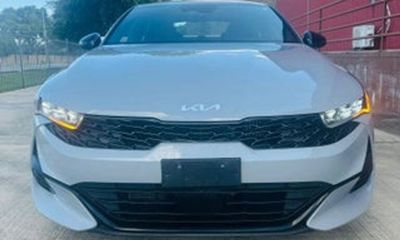 2022 Kia K5 EX