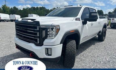 2022 GMC Sierra HD AT4