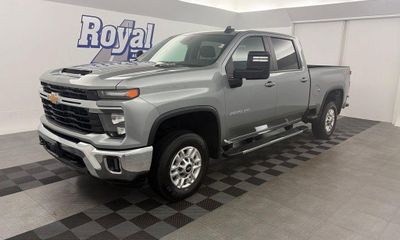 2025 Chevrolet Silverado HD LT