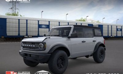 2026 Ford Bronco Base