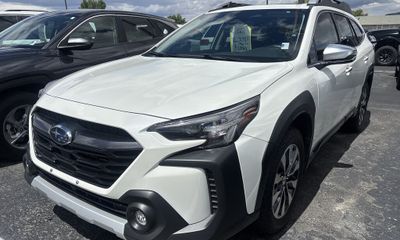 2024 Subaru Outback Touring