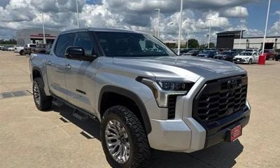 2025 Toyota Tundra Limited Heritage Platinum