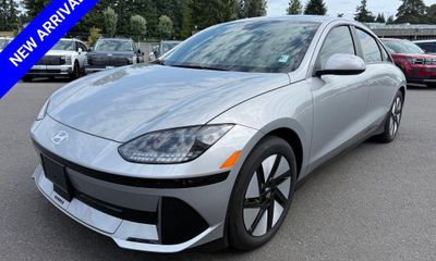 2025 Hyundai Ioniq 6 SE Standard Range