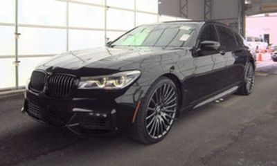 2017 BMW 750i B7