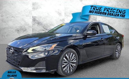 2023 Nissan Altima SV