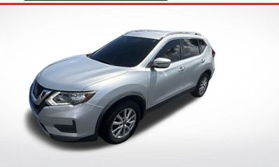 2020 Nissan Rogue SV