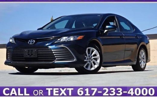 2021 Toyota Camry SE Convenient PKG
