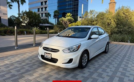 2015 Hyundai Accent GL Middle LOW