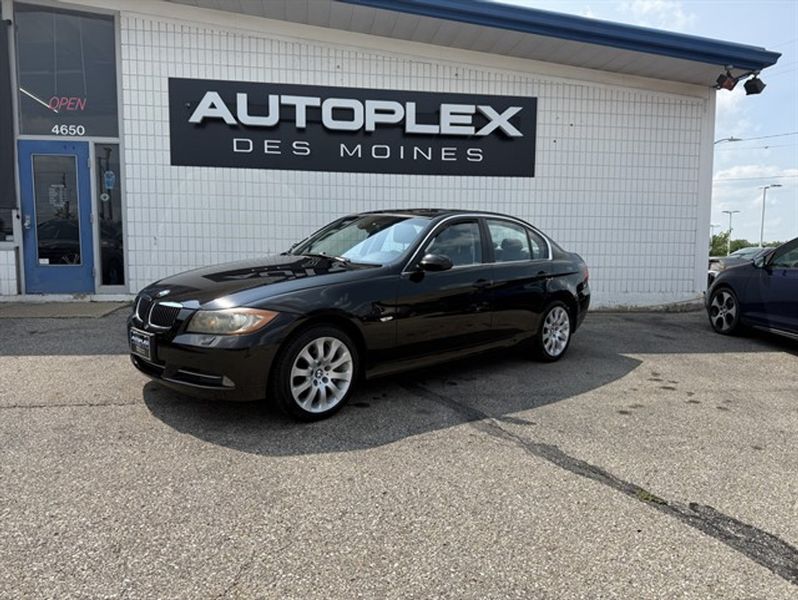 Representative 2008 BMW 335xi photo