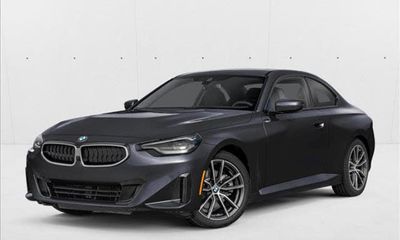 2026 BMW 230i