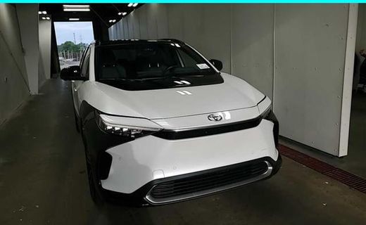 2023 Toyota BZ4X Limited