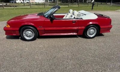 1988 Ford Mustang GT