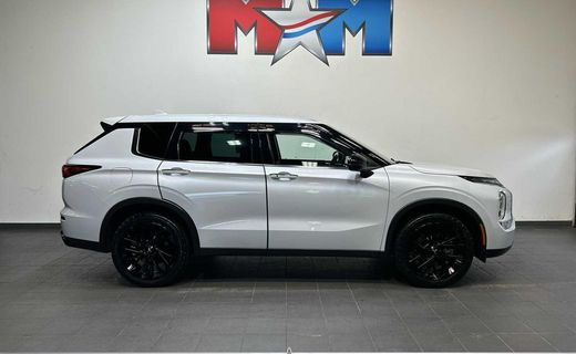 2023 Mitsubishi Outlander
