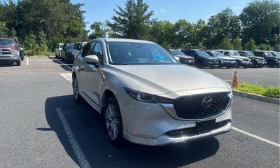 2025 Mazda CX-5 Premium Plus
