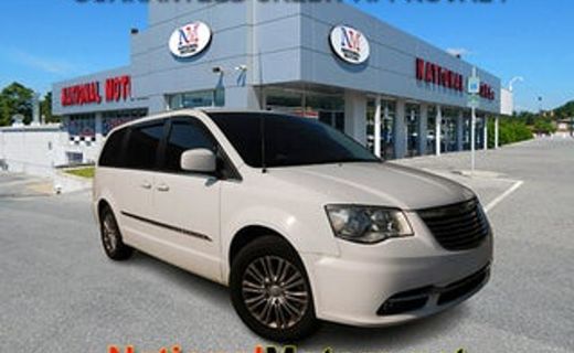 2014 Chrysler Town AND Country
