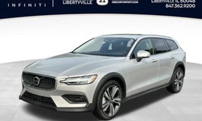 2024 Volvo V60CC Plus