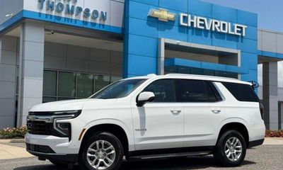 2025 Chevrolet Tahoe LS
