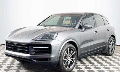 2025 Porsche Cayenne S