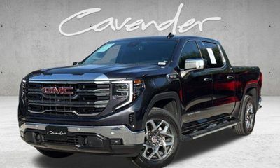 2023 GMC Sierra SLT