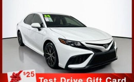2026 Toyota Camry SE