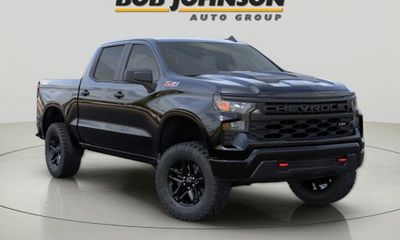 2026 Chevrolet Silverado Trail Boss Custom
