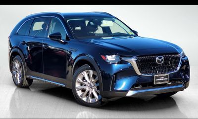 2024 Mazda CX-90 Premium Package