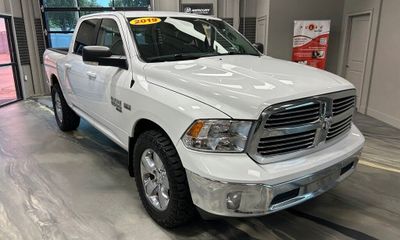 2019 Ram 1500 SLT