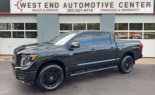 2019 Nissan Titan SV