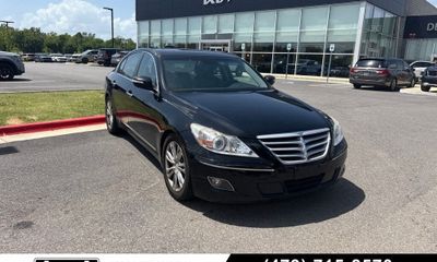 2011 Hyundai Genesis Middle Level
