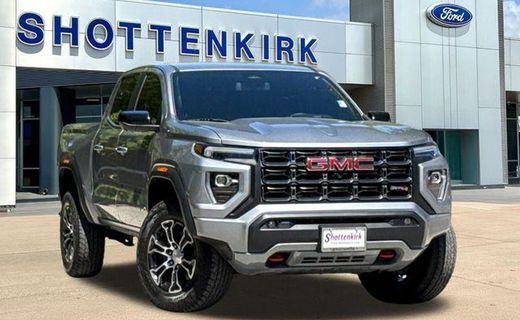 2024 GMC Canyon AT4