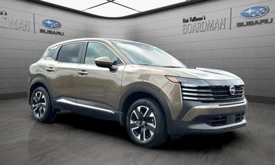 2025 Nissan Kicks MPV SV