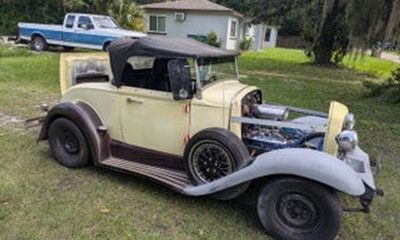 1932 Ford Model B Cabriolet