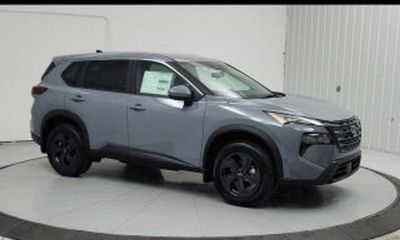 2024 Nissan Rogue SL