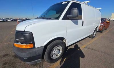 2017 Chevrolet Express 2500