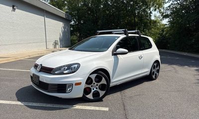 2012 Volkswagen GTI 20T 2 Door
