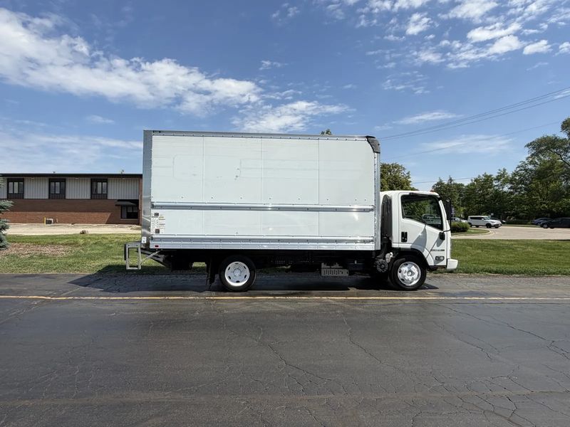 2019 Isuzu Npr Hd — a typically priced live listing