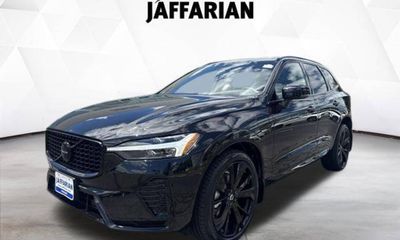 2024 Volvo XC60 Ultimate Black Edition