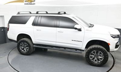 2023 Chevrolet Suburban Z71