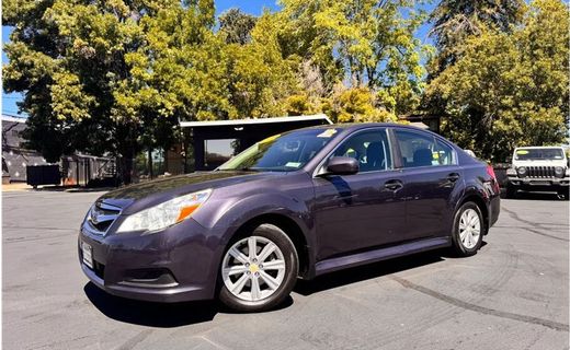 2010 Subaru Legacy Premium CWP