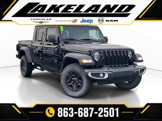 2023 Jeep Gladiator Sport