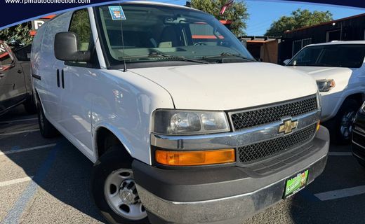 2021 Chevrolet Express 2500