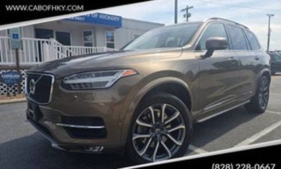 2017 Volvo XC90 Momentum