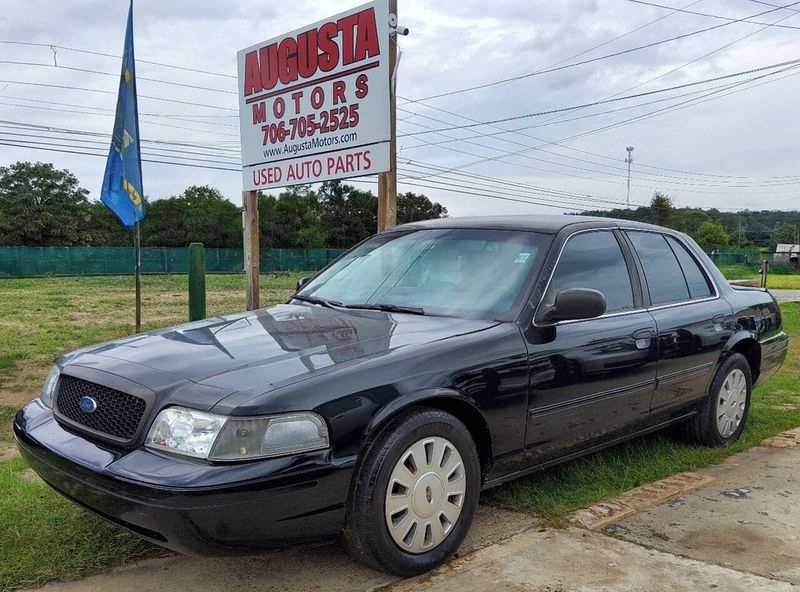 Representative 2011 Ford Crown Victoria photo