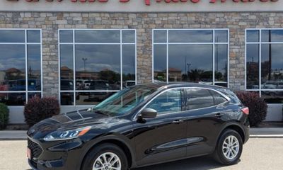 2022 Ford Escape SE Fhev