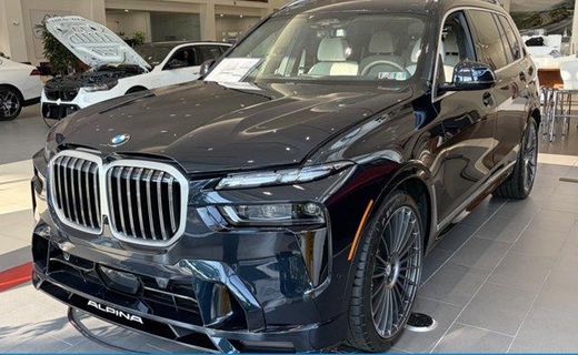 2026 BMW X7 Alpina XB7