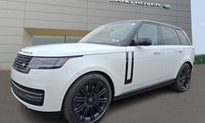 2026 Land Rover Range SE